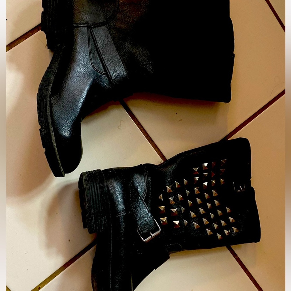 Women’s boots